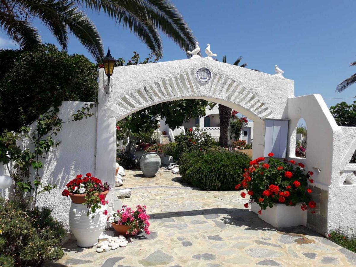 Nyfes Traditional Boutique Frosyni Skyros Luaran gambar