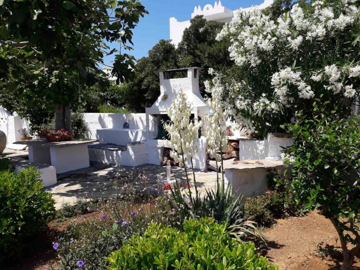 Nyfes Traditional Boutique Frosyni Skyros Luaran gambar